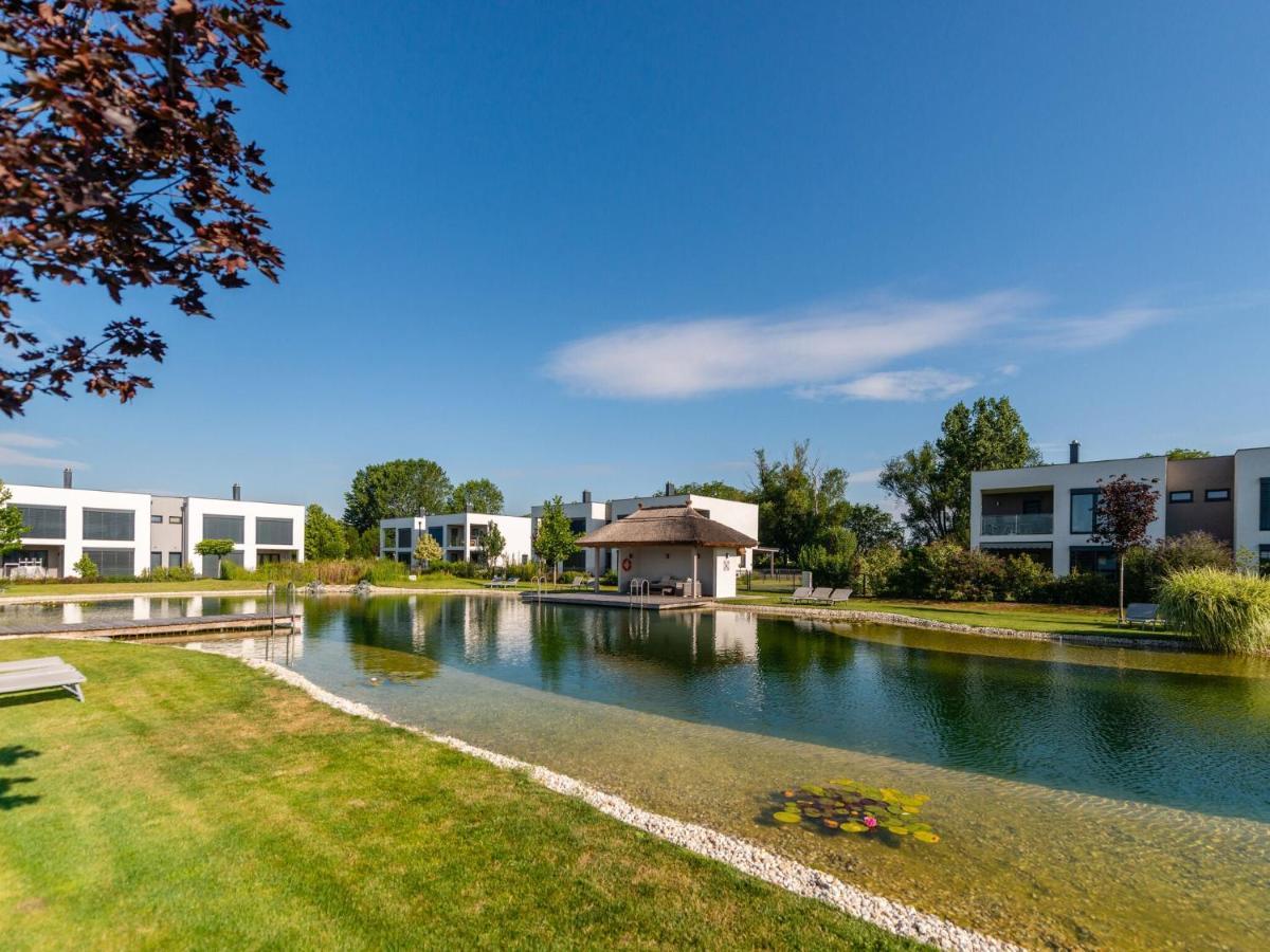 Apartment With Pool, Roof Terrace, Garden Zsira Luaran gambar